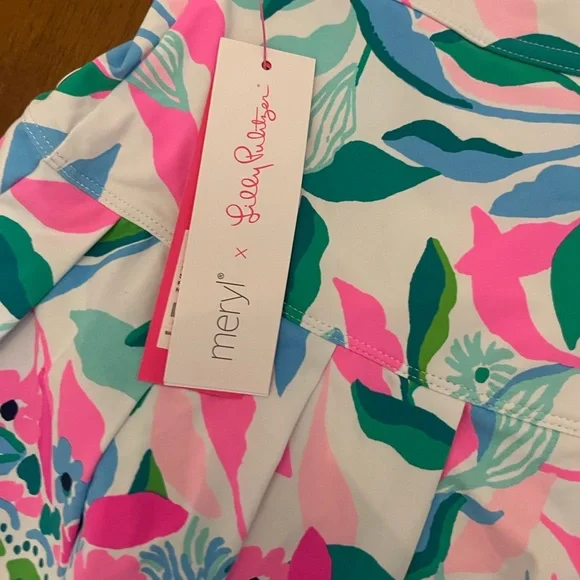 Lilly Pulitzer Taynora Skort UPF 50+ - Picture 4 of 6